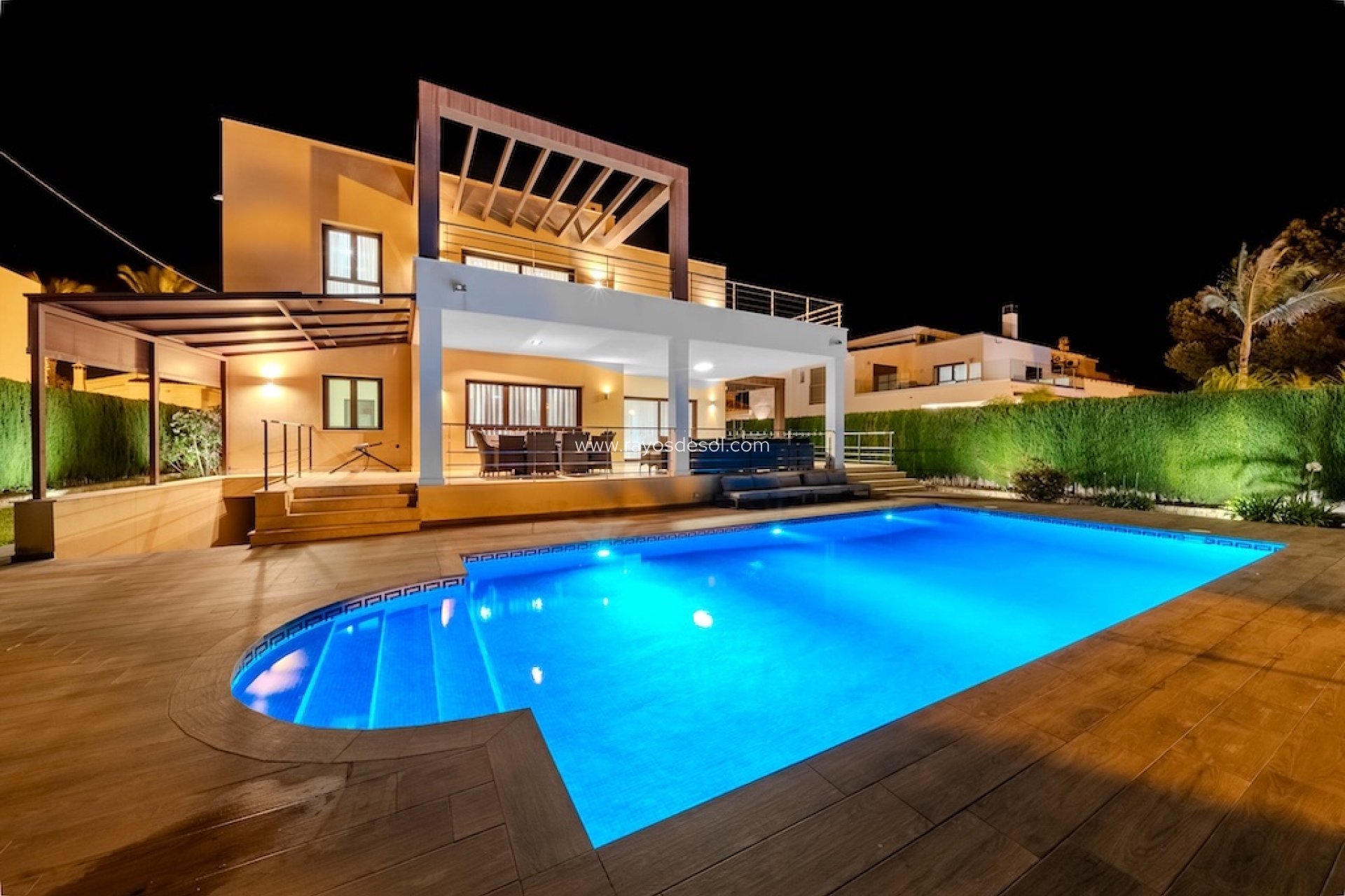 Wiederverkauf - Villa - Orihuela Costa - Cabo Roig