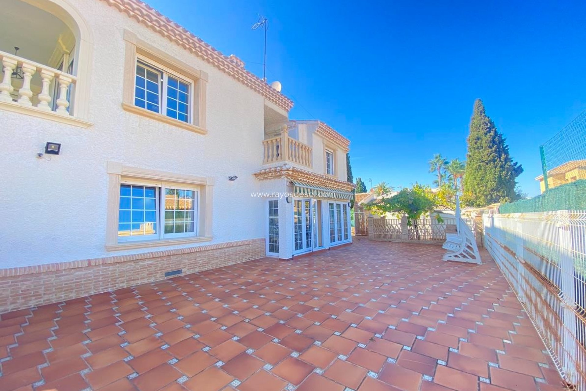 Wiederverkauf - Villa - Orihuela Costa - Cabo Roig