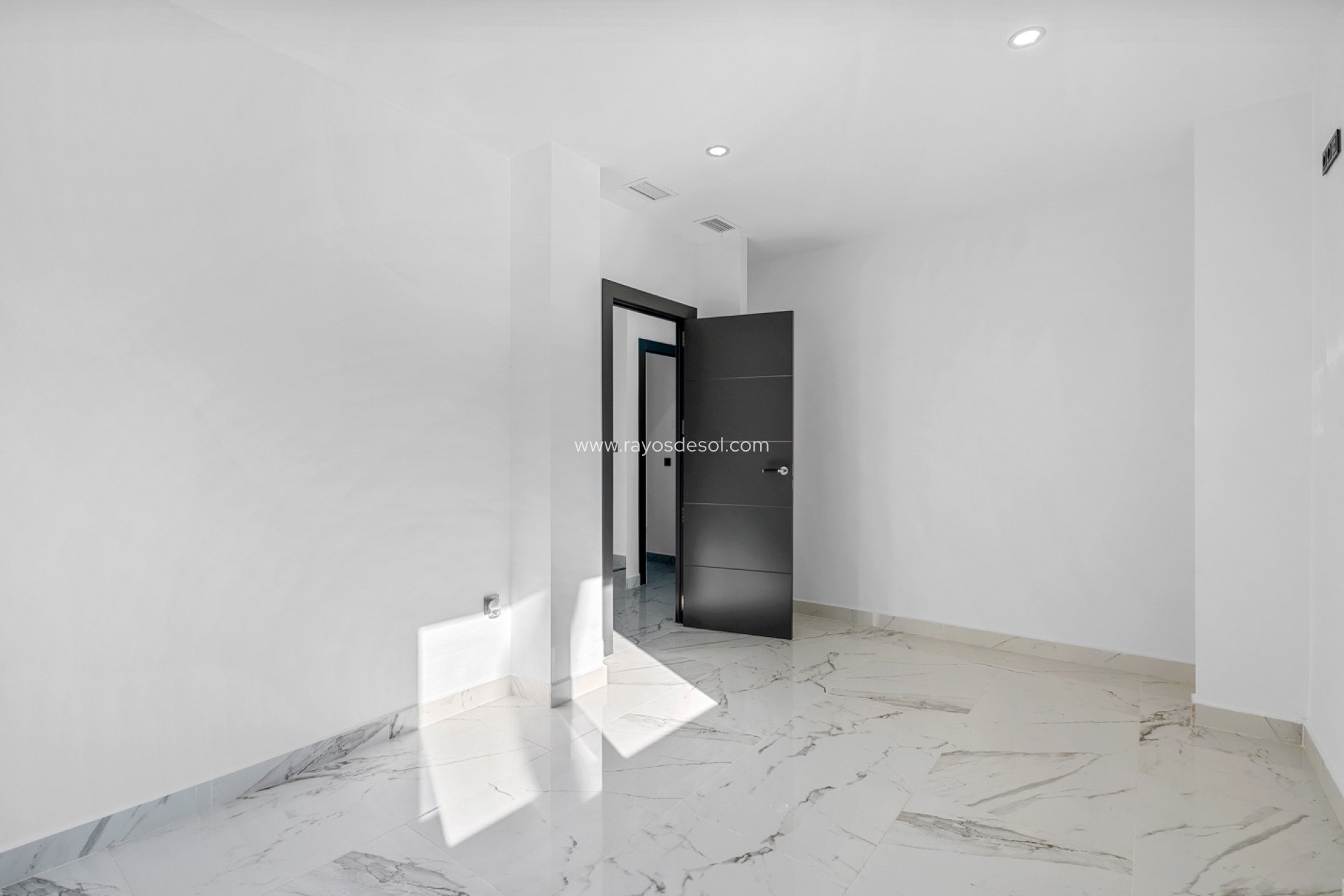 Wiederverkauf - Villa - Orihuela Costa - Campoamor