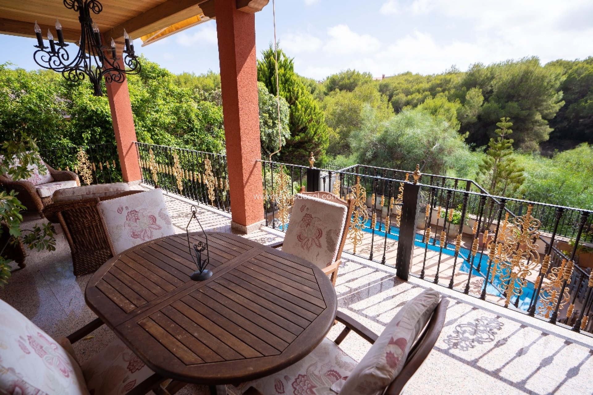 Wiederverkauf - Villa - Orihuela Costa - Campoamor