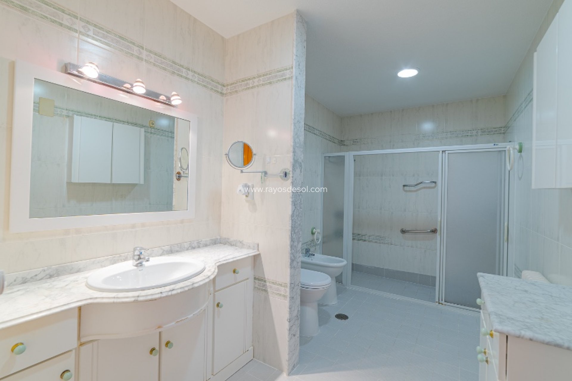 Wiederverkauf - Villa - Orihuela Costa - Campoamor