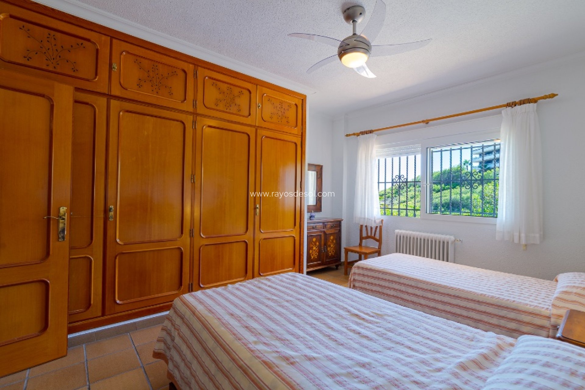 Wiederverkauf - Villa - Orihuela Costa - Campoamor
