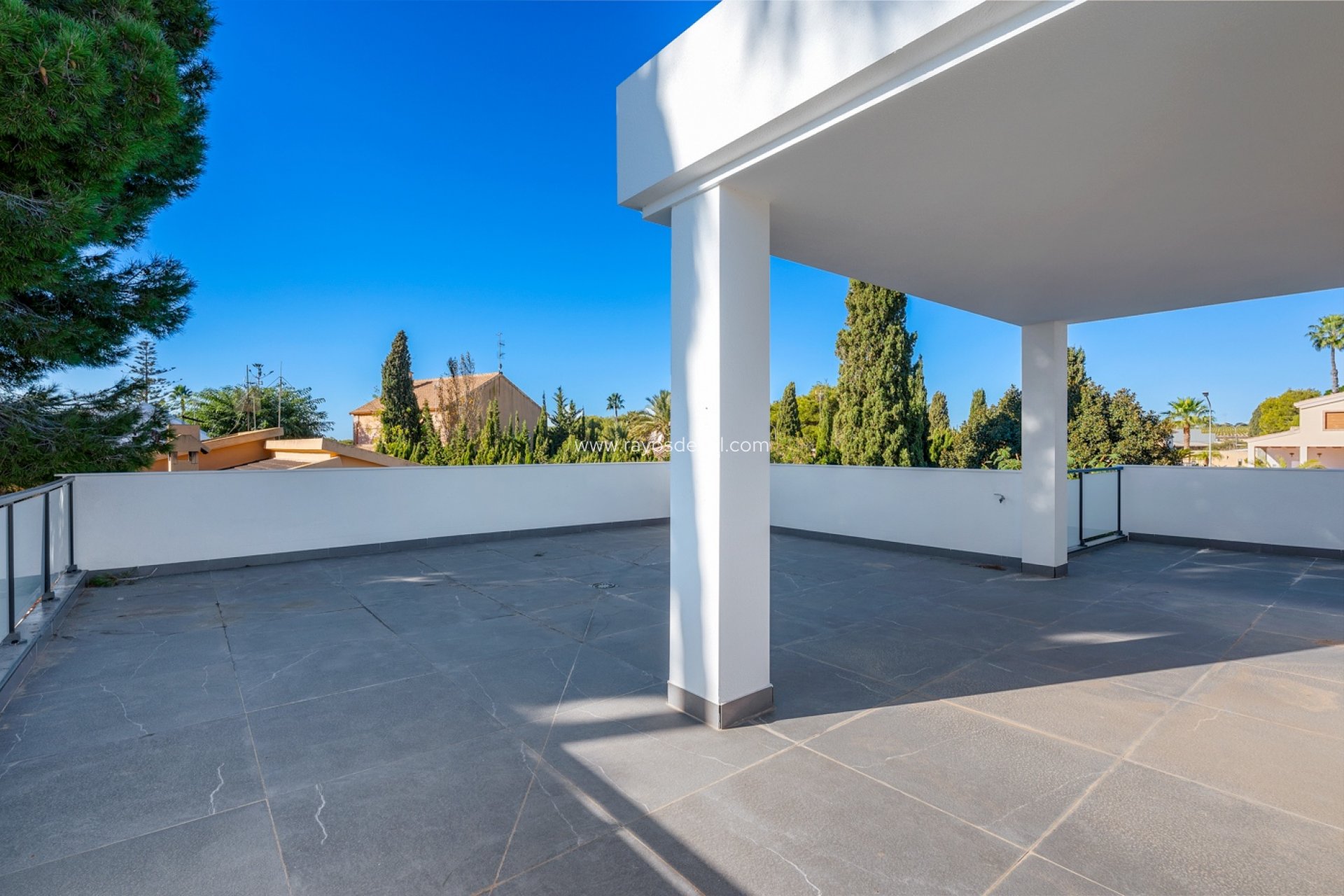 Wiederverkauf - Villa - Orihuela Costa - Campoamor