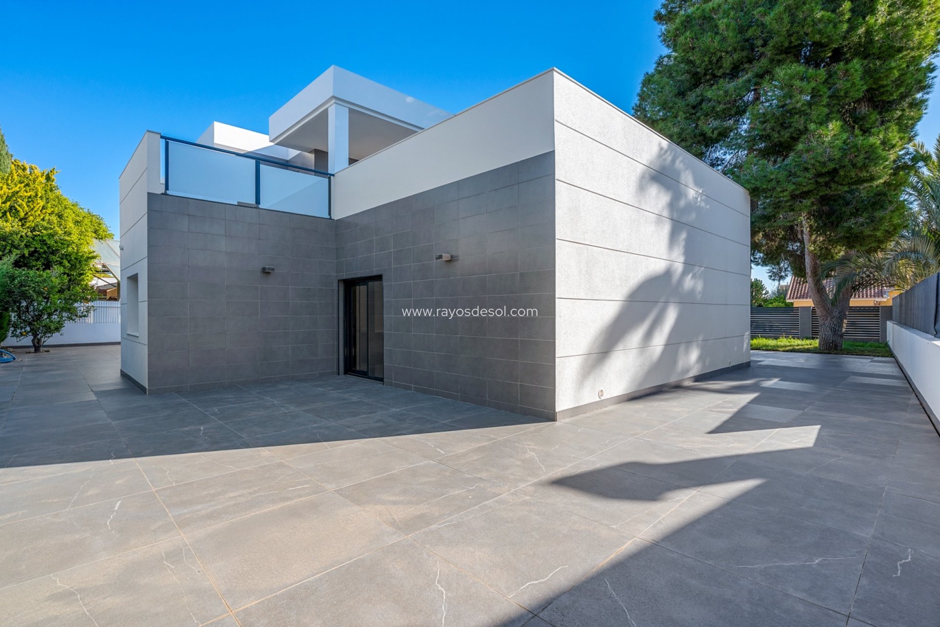 Wiederverkauf - Villa - Orihuela Costa - Campoamor