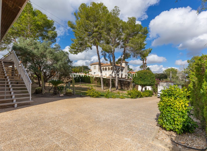 Wiederverkauf - Villa - Orihuela Costa - Las Filipinas