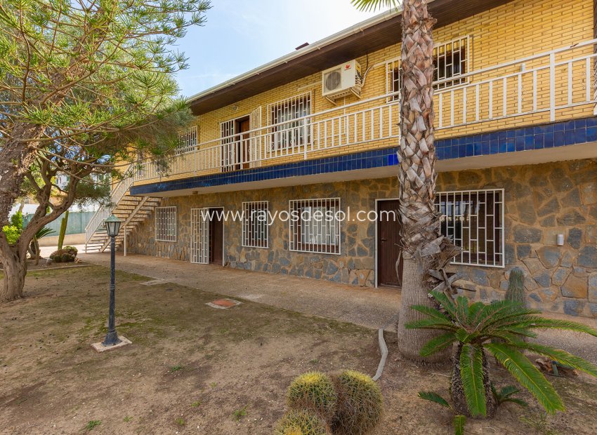 Wiederverkauf - Villa - Orihuela Costa - Las Filipinas