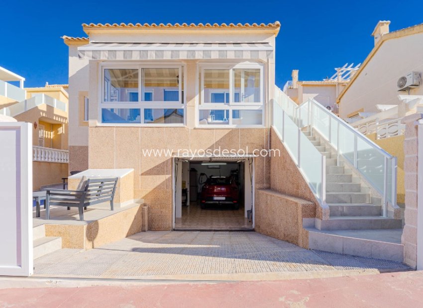 Wiederverkauf - Villa - Orihuela Costa - Los Altos