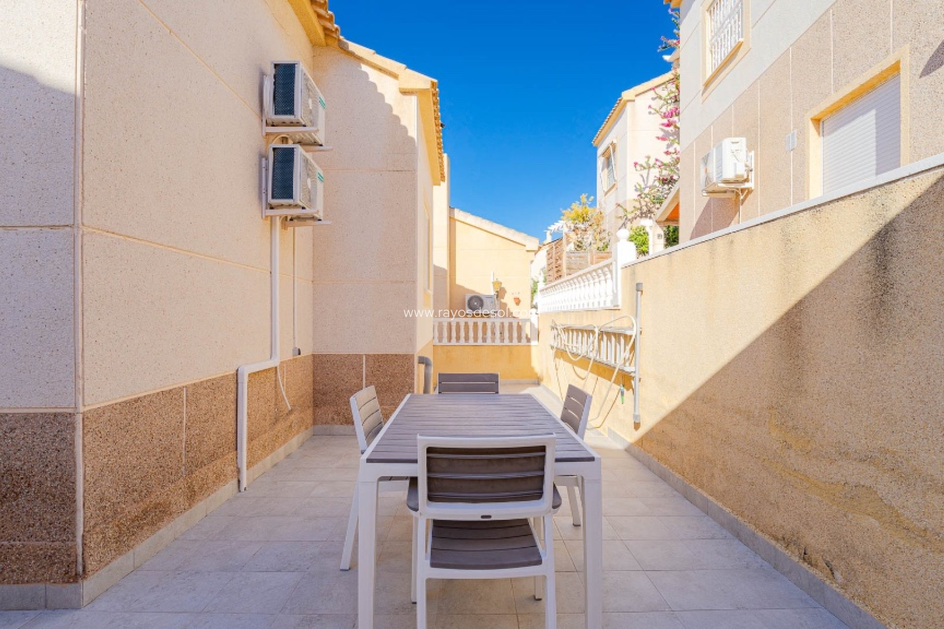 Wiederverkauf - Villa - Orihuela Costa - Los Altos