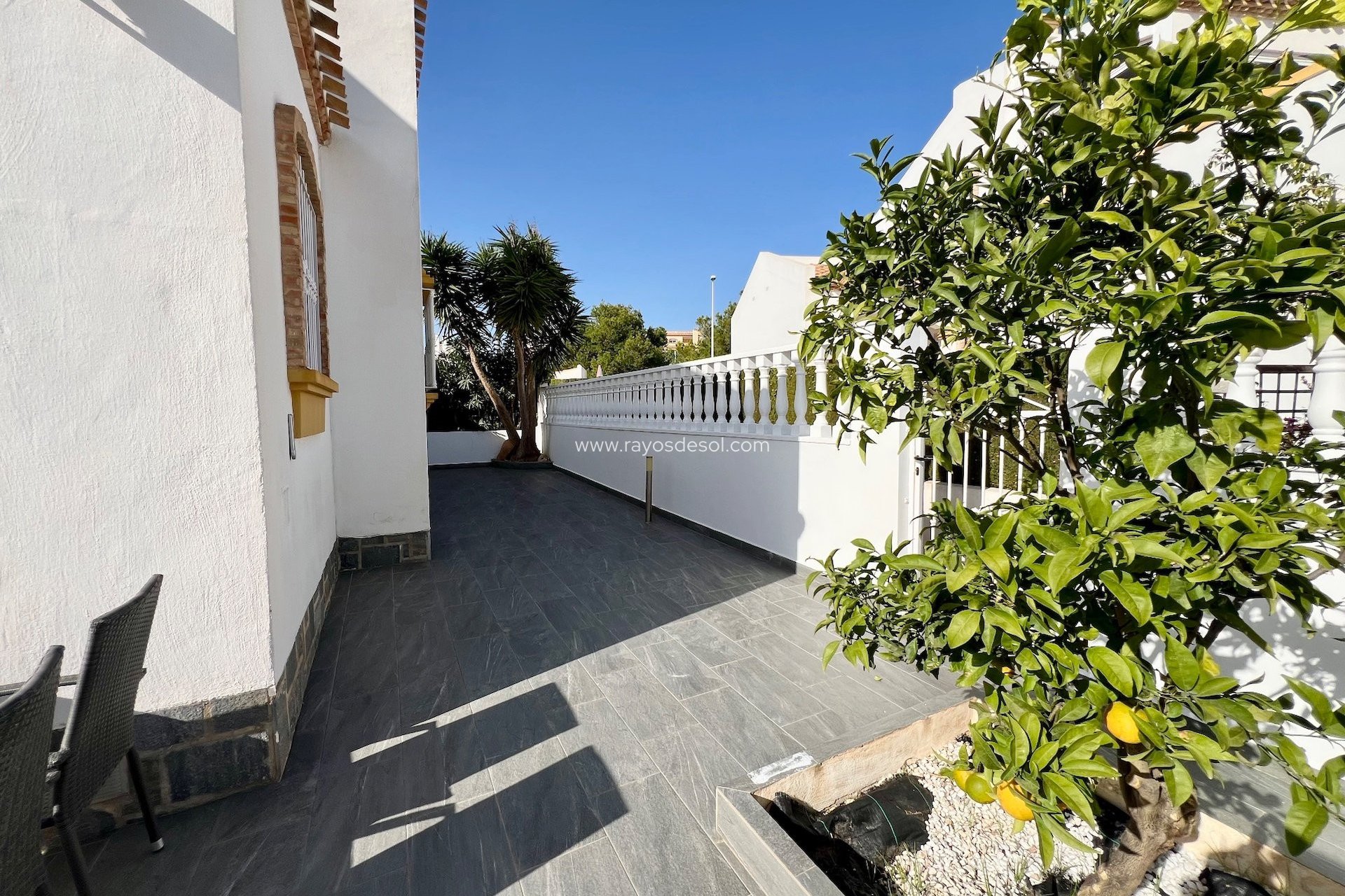 Wiederverkauf - Villa - Orihuela Costa - Los Dolses