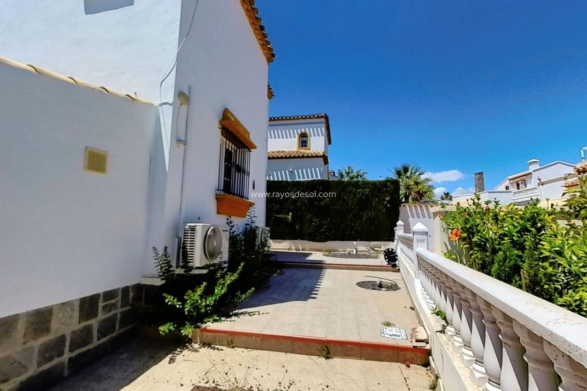 Wiederverkauf - Villa - Orihuela Costa - Los Dolses