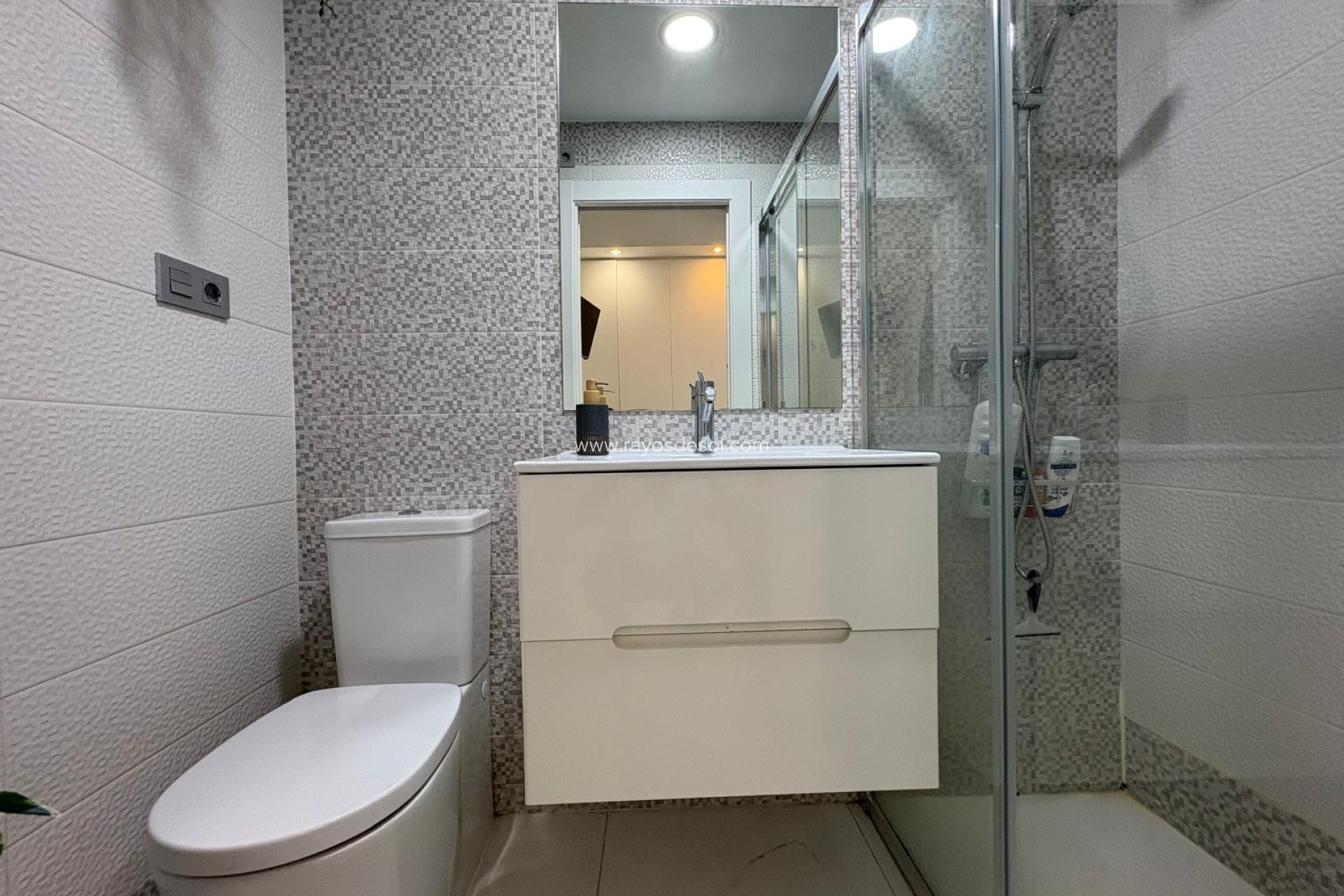 Wiederverkauf - Villa - Orihuela Costa - Villamartín