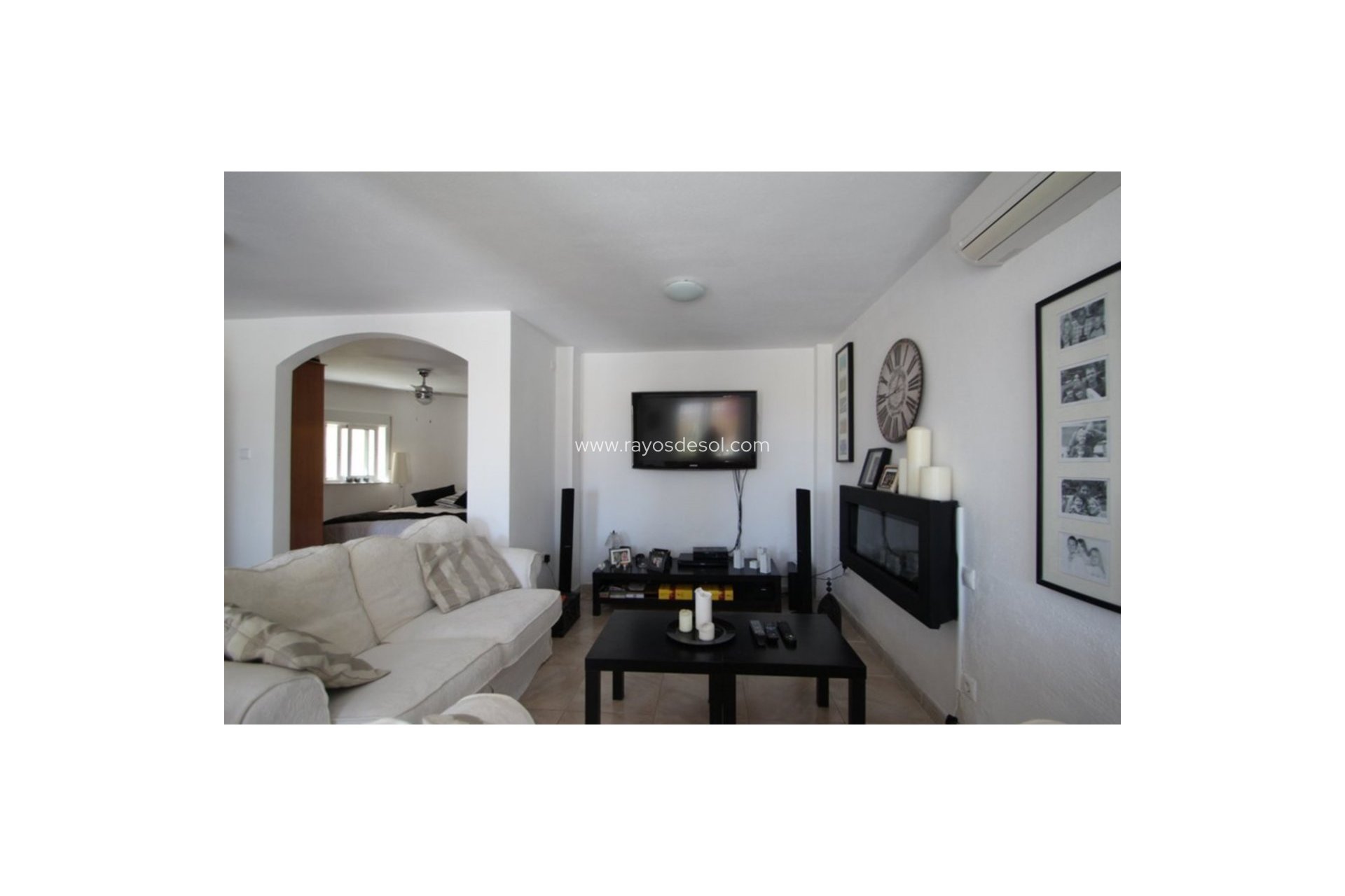 Wiederverkauf - Villa - Orihuela Costa - Villamartin