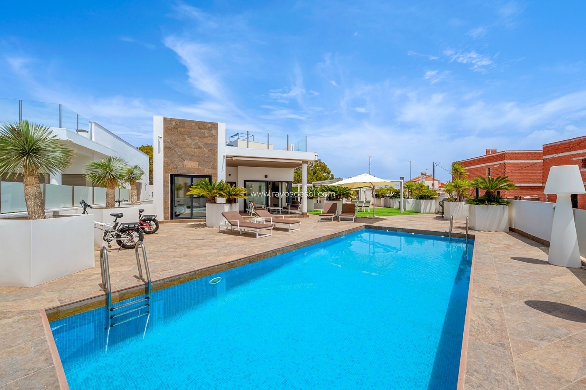 Wiederverkauf - Villa - Orihuela Costa - Villamartín