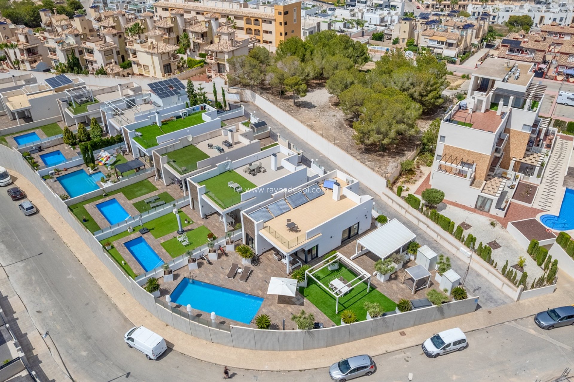 Wiederverkauf - Villa - Orihuela Costa - Villamartín