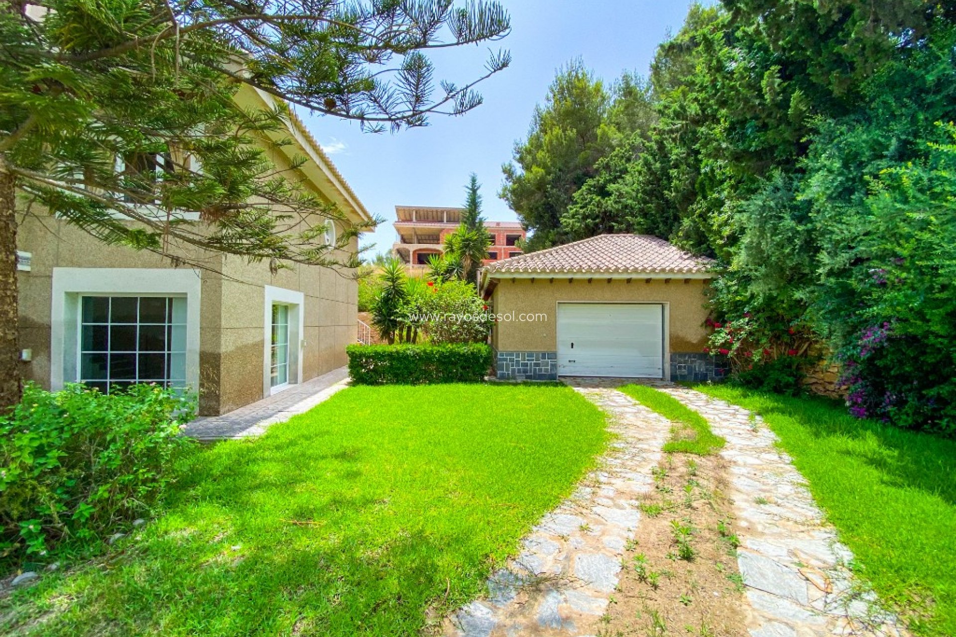 Wiederverkauf - Villa - Orihuela Costa - Villamartin