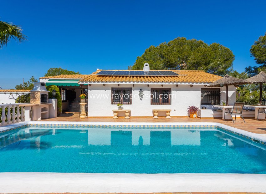 Wiederverkauf - Villa - Orihuela - Orihuela Costa