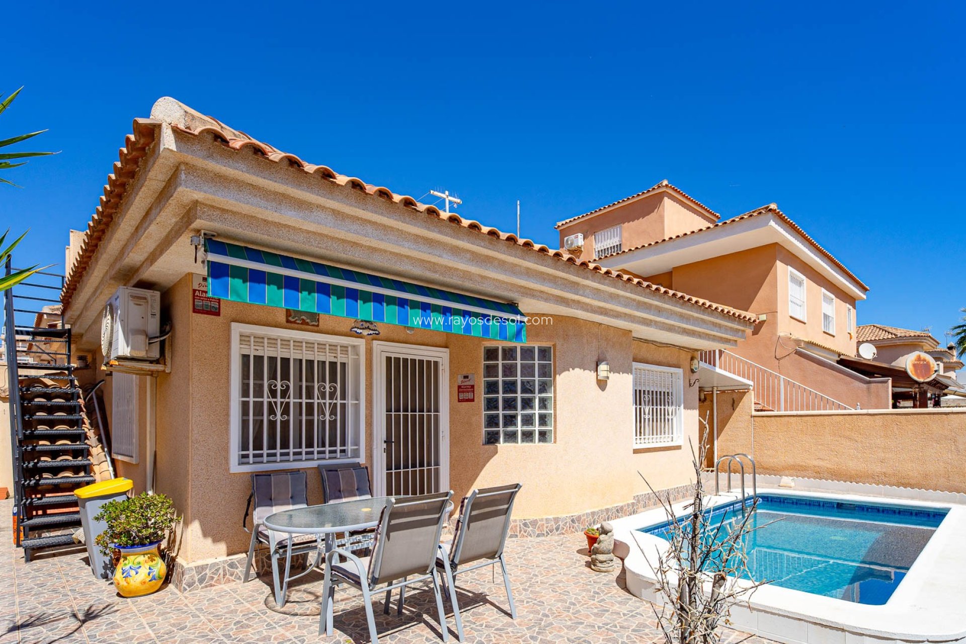 Wiederverkauf - Villa - Torrevieja - Punta Prima