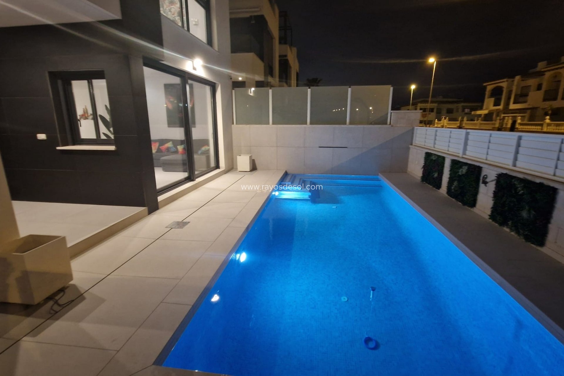 Wiederverkauf - Villa - Torrevieja - Punta Prima