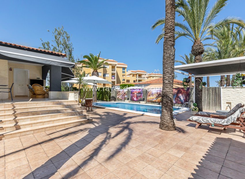 Wiederverkauf - Villa - Torrevieja - Rocio del Mar
