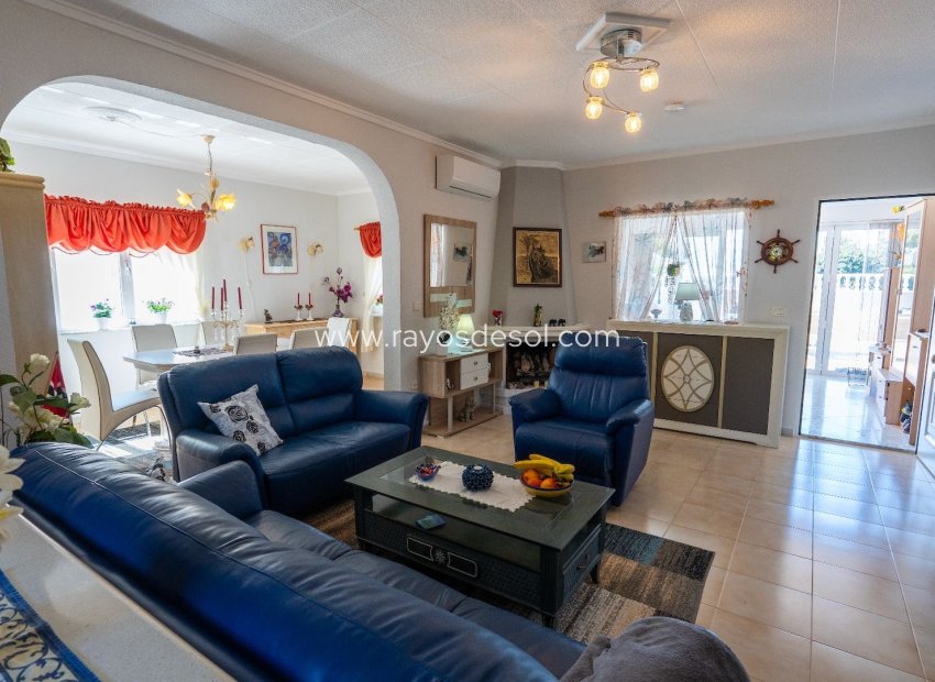 Wiederverkauf - Villa - Torrevieja - San Luis